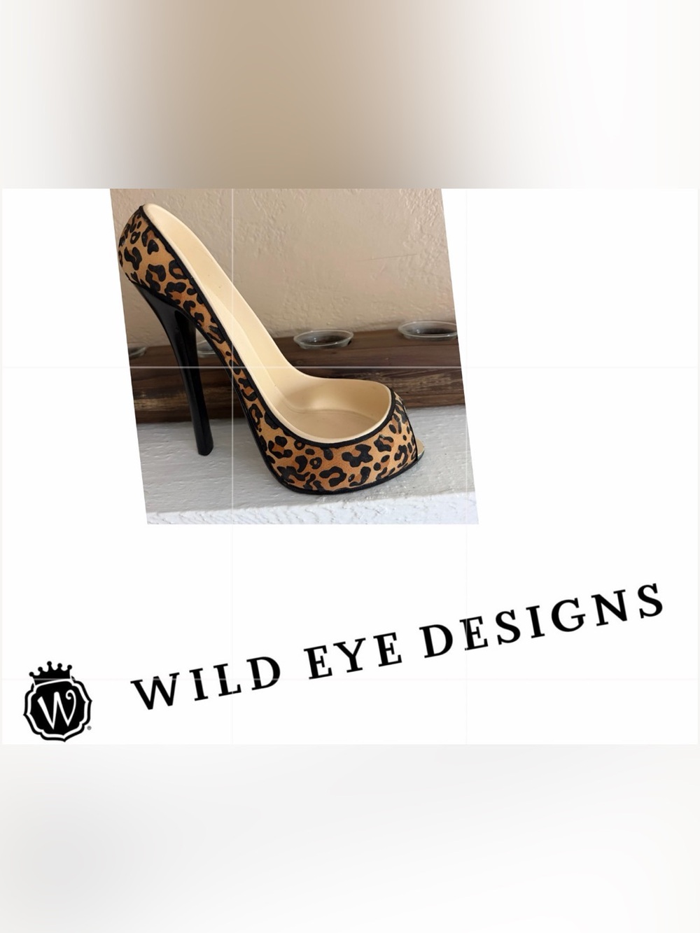 High Heel Bottle Holder, Leopar Leopard Print Platform Pump in Tan/Black